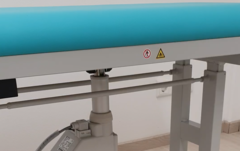 elektromotorische Höhenverstellung bei der Untersuchungsliege