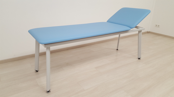 AGA Behandlungsliege RUL-6000 mit blauer Polsterung
